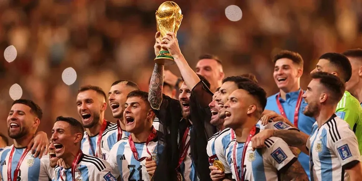 Por el triunfo en el Mundial, el Gobierno declaró feriado nacional para este martes