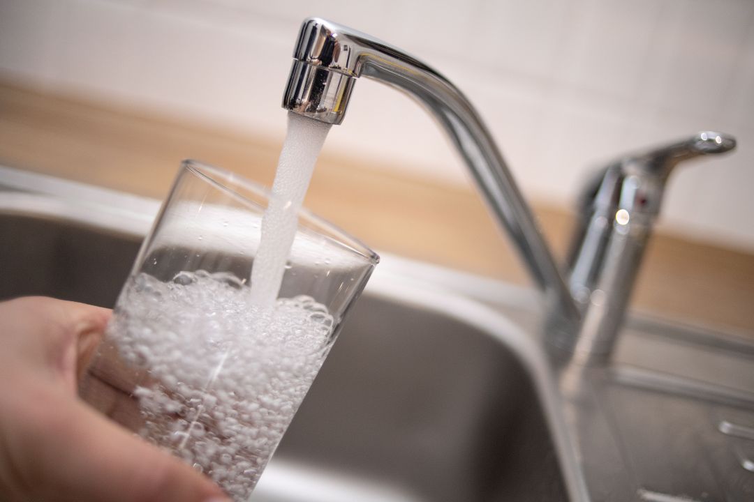 BONZANO EXPLICÓ LAS MODIFICACIONES AL CONTRATO DE CONCESIÓN DE AGUA Y CLOACAS