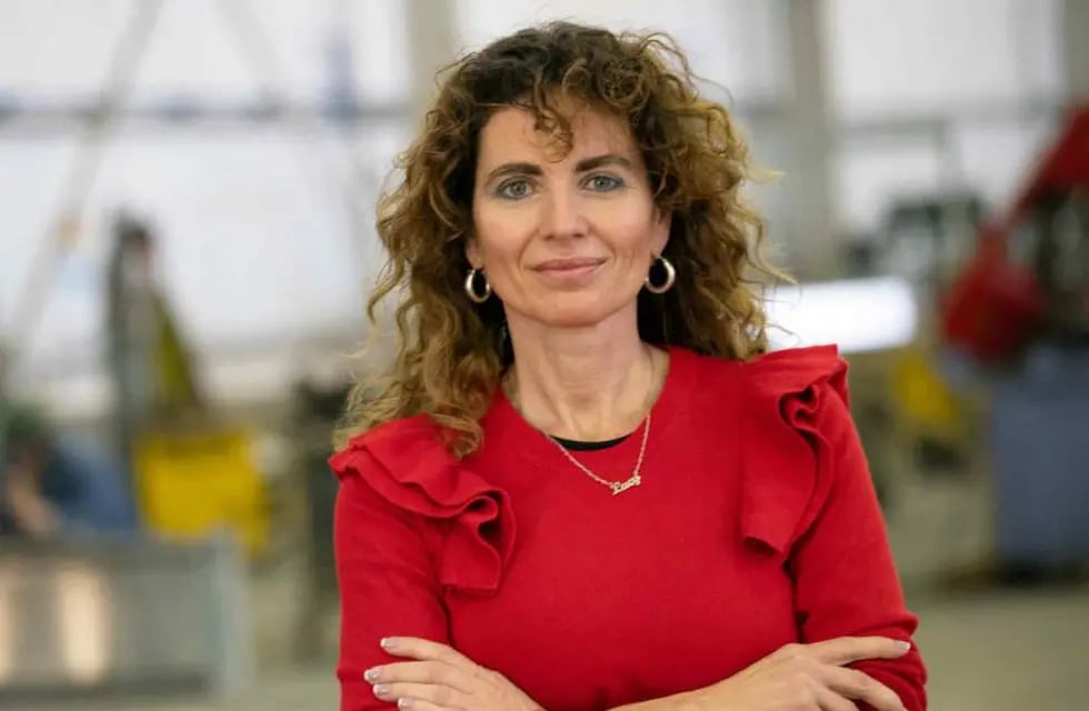 LUCIANA MENGO: EN EL DÍA DE LA MAQUINARIA AGRÍCOLA NO HAY MUCHO PARA FESTEJAR PERO SI PARA CELEBRAR