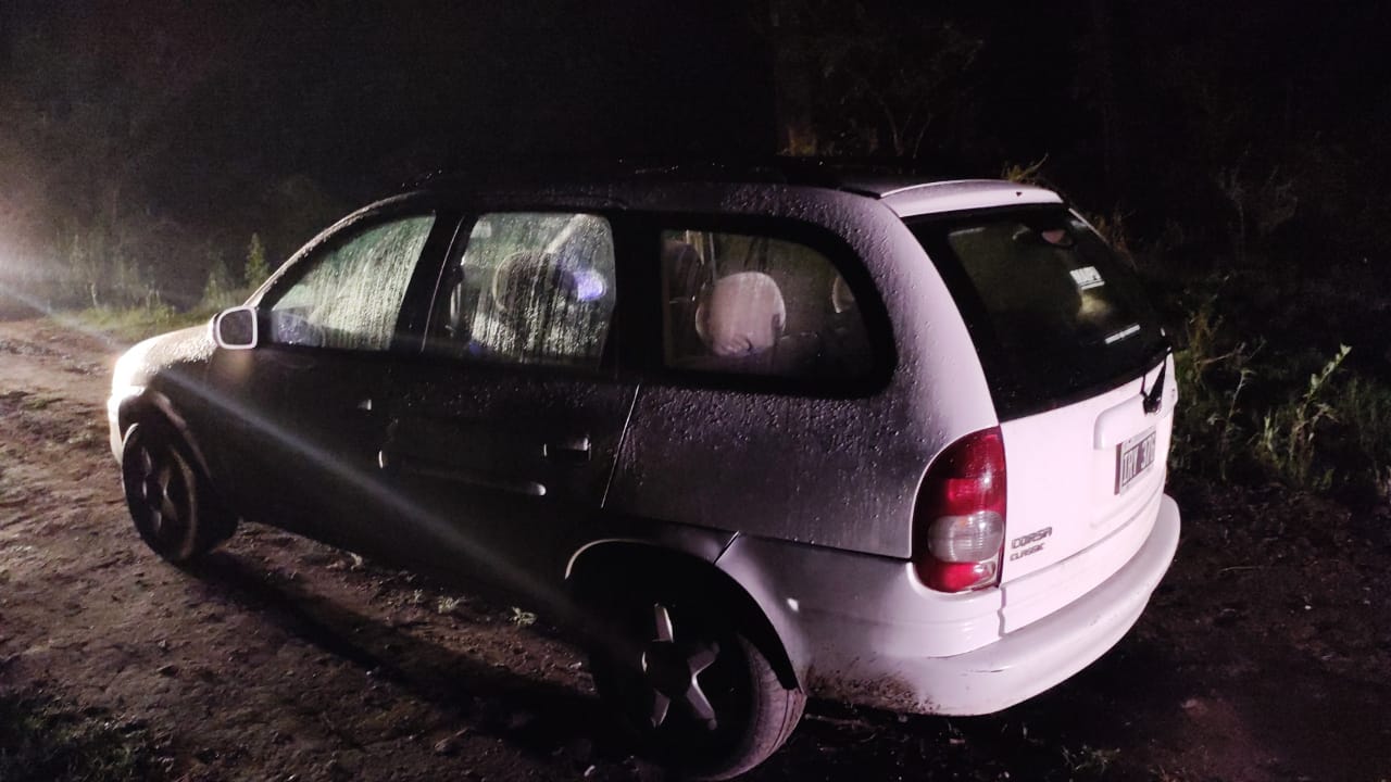 PARTE POLICIAL: HURTO Y RECUPERO DE VEHÍCULO SUSTRAIDO EN ALMAFUERTE 