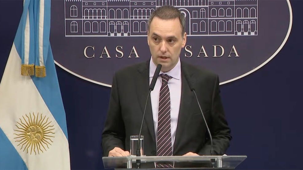 ADORNI: VAMOS A INTIMAR A LAS ORGANIZACIONES PARA QUE SE HAGAN CARGO DEL COSTO OPERATIVO, ESTIMADO EN 60 MILLONES DE PESOS 