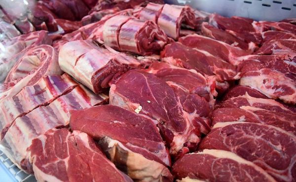DELFÍN MALDONADO: LA CARNE BAJÓ UN 20 % Y PODRÍA VOLVER A BAJAR