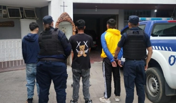 Parte policial: Tres jóvenes fueron detenidos por intentar robar una bicicleta 