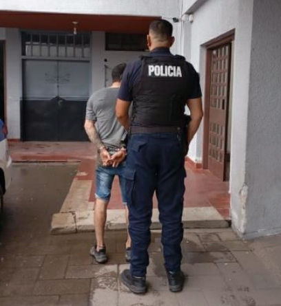 Parte policial: Fue detenido por desobediencia a la autoridad.